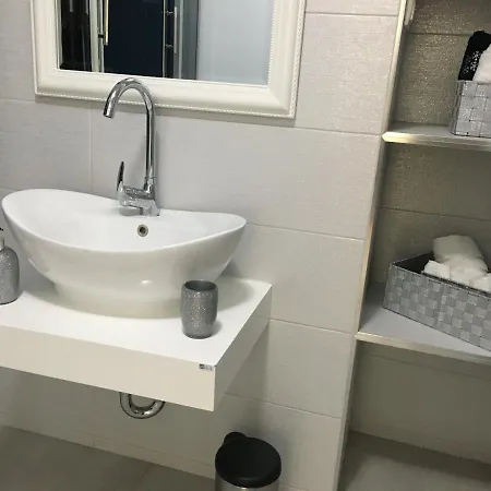 Spasic Apartman Szendrő